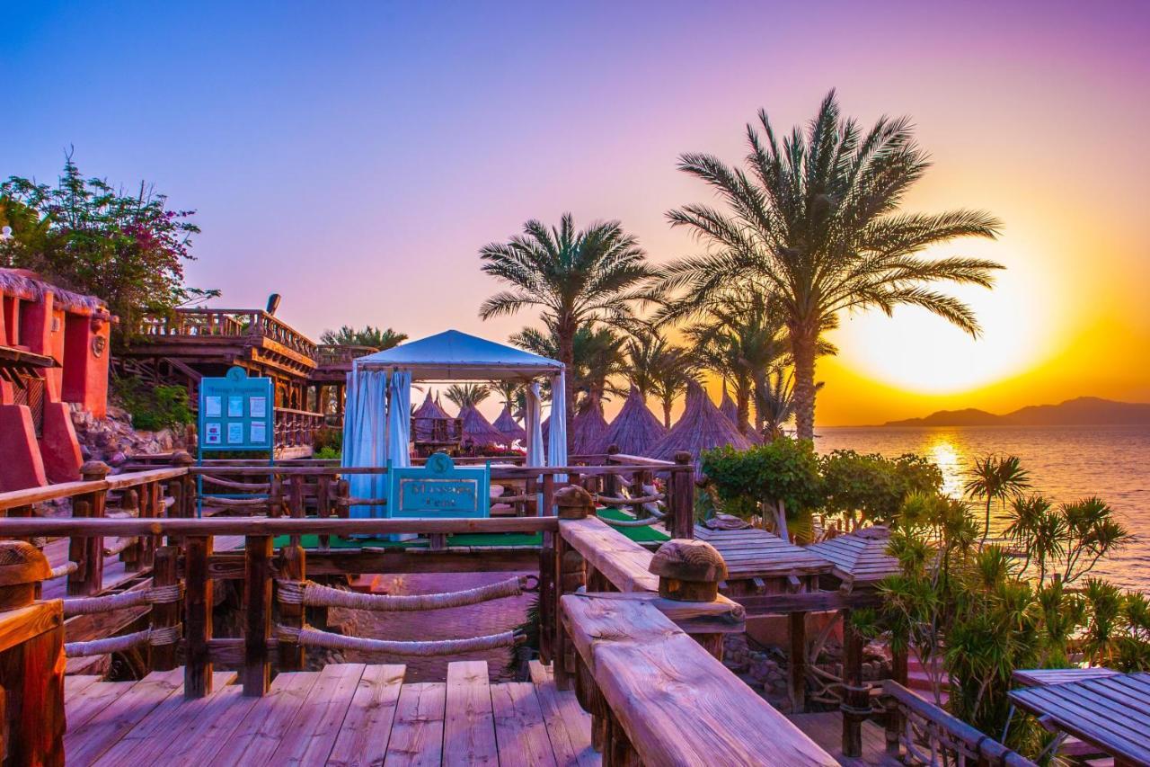 Pickalbatros Golf Beach Resort Sharm el-Sheikh Bagian luar foto Sunset at the resort